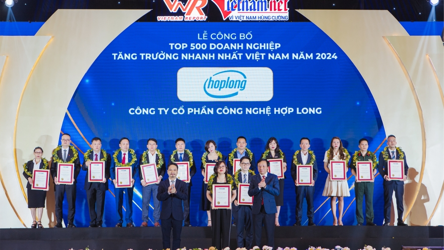 Vietnam Report announces list of 500 largest enterprises